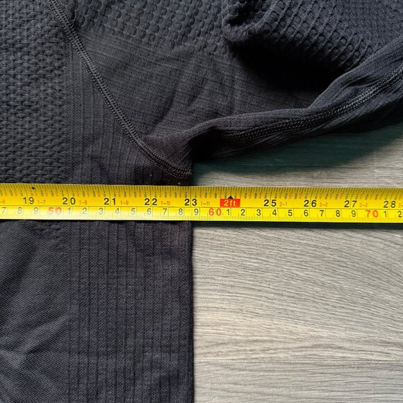 Lululemon Men's Engineered Warmth Long Sleeve Crew - Black - Picture 6 of 7